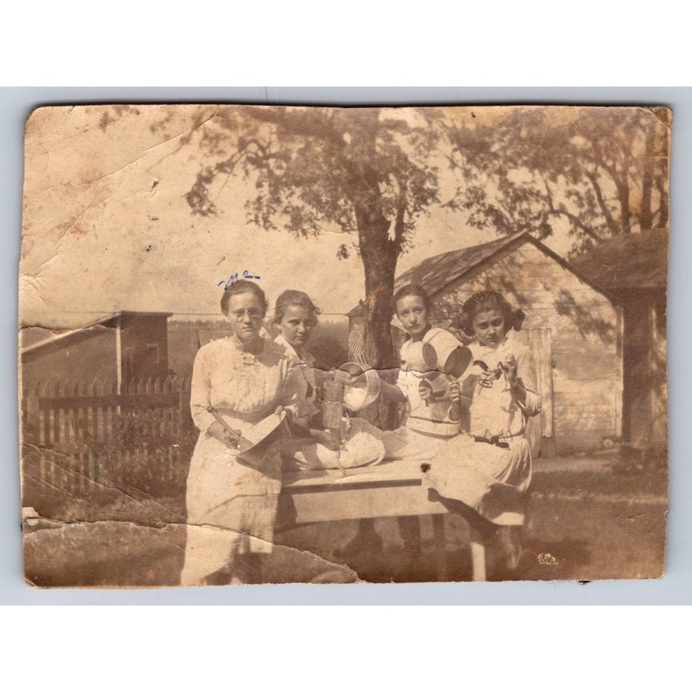 1920s-30s Four Women Outdoor Snapshot Photograph Vintage Americana Group